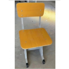 课椅