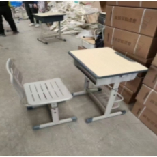 学生课桌椅