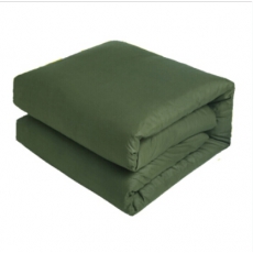 军绿色被子