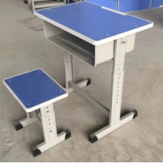 单槽课桌椅
