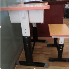 丽日椭圆管方凳和普通升降课桌