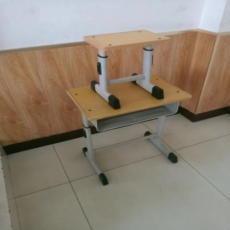 单人升降课桌凳