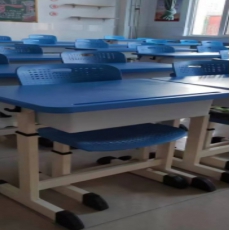 学生桌椅