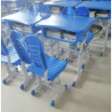 学生课桌椅