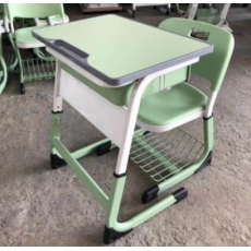 学生课桌椅
