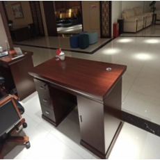 京泰办公桌