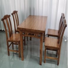 餐桌（四人餐位）