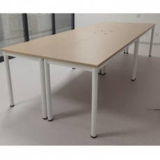 四脚桌（带推柜）