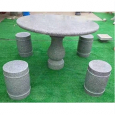 石桌石椅
